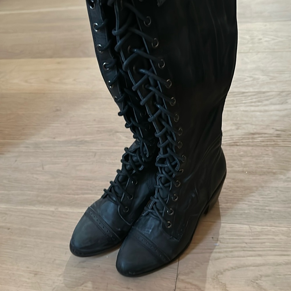Stylish Free People JEFFREY CAMPBELL High Black Leather Lace-Up Boots – On Sale!